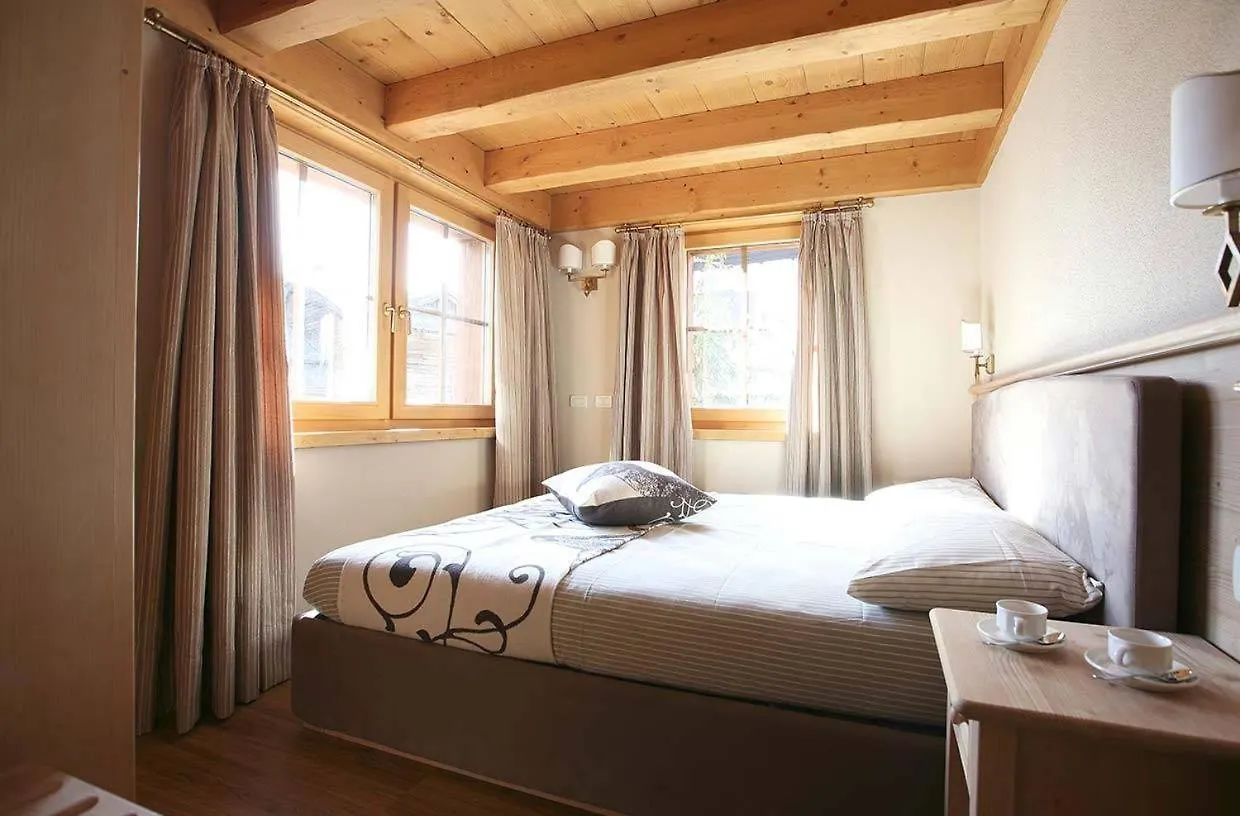 ליביניו Chalet Abete